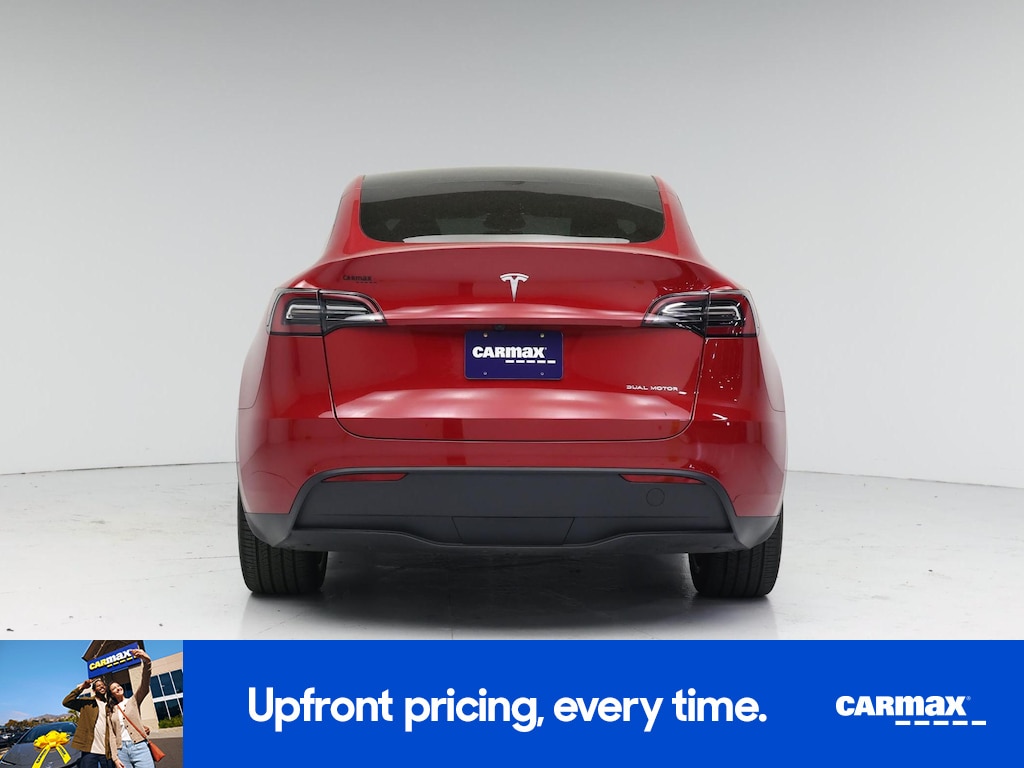 TESLA MODEL Y LONG RANGE - 7