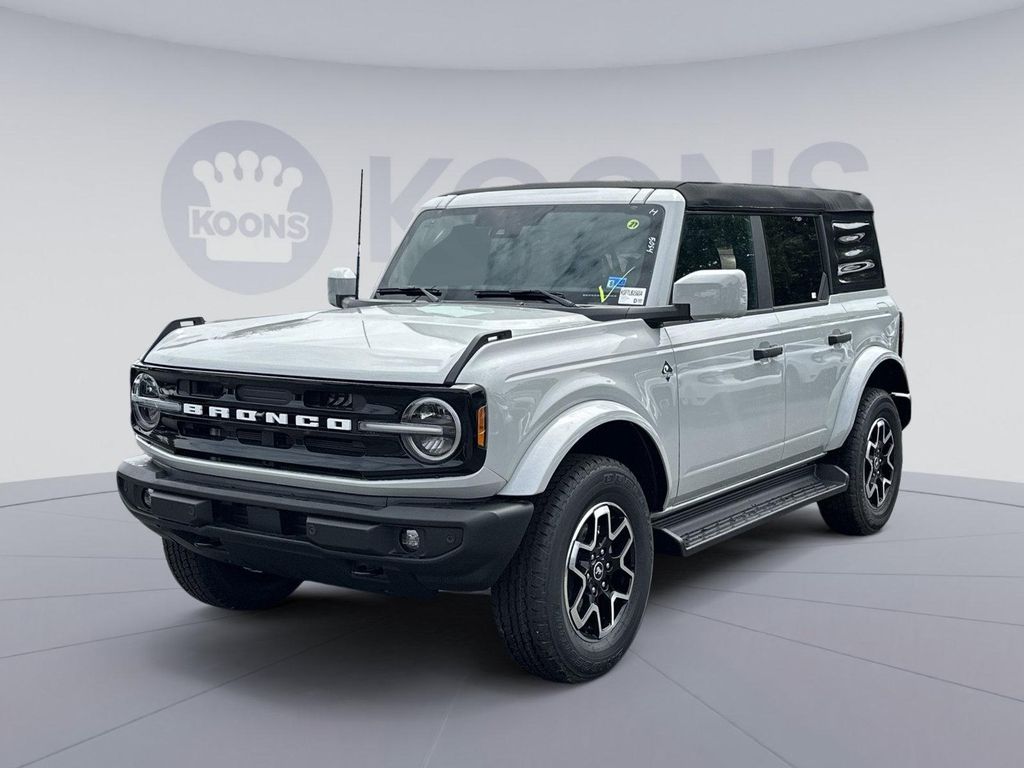 New 2026 Ford Bronco Outer Banks