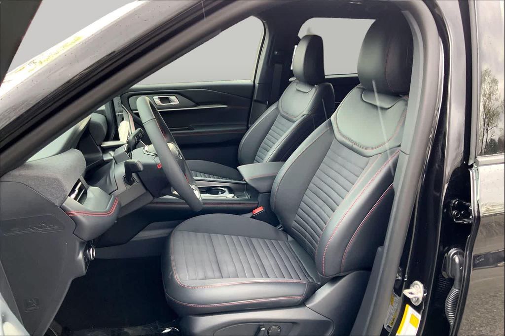 صورة مصغرة 13 لـ 2026 FORD EXPLORER ST-LINE