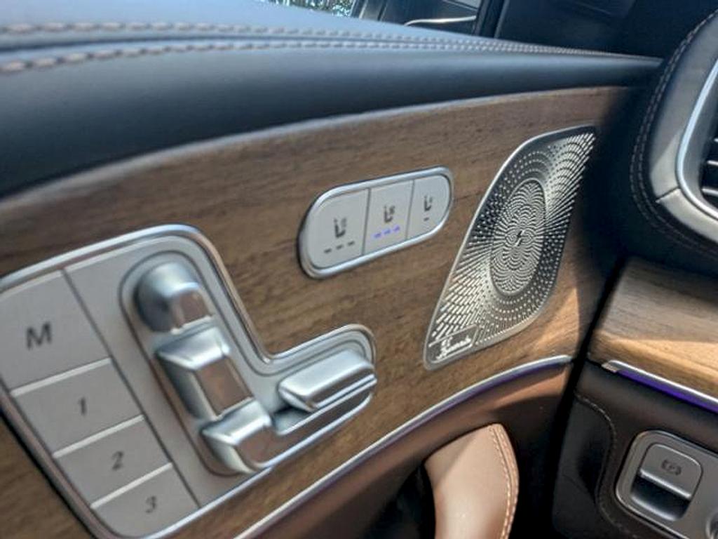 2024 Mercedes-BENZ AMG GLE 53E BASE — миниатюра 17