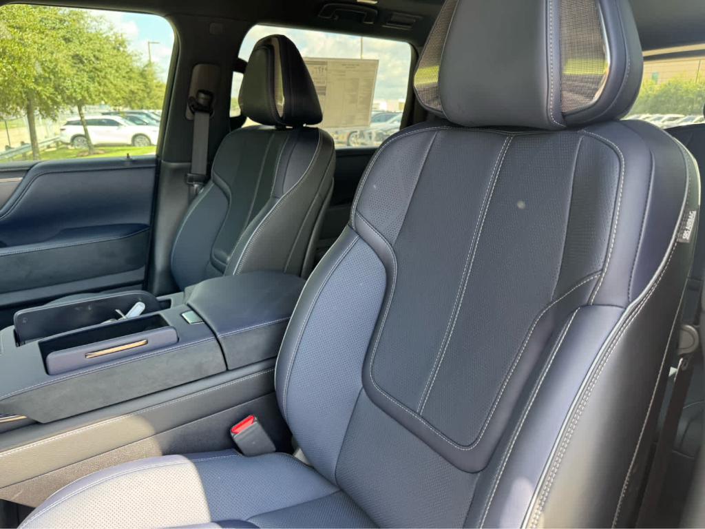 2027 Infiniti QX80 SPORT 缩略图 8