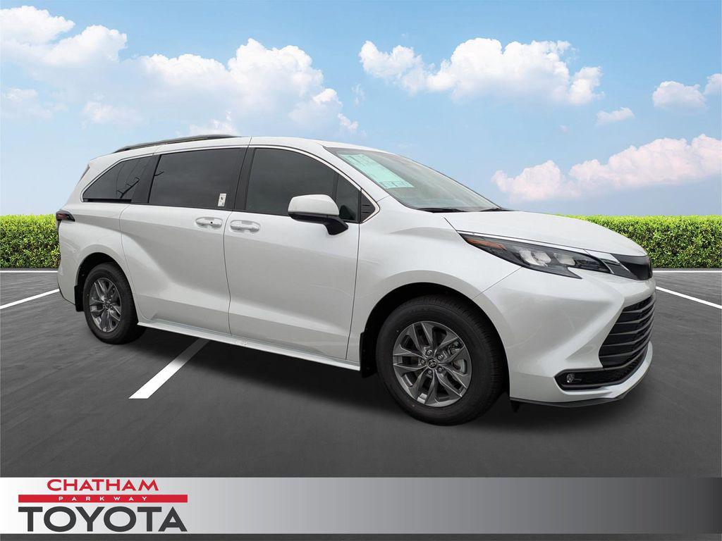 New 2026 Toyota Sienna XLE