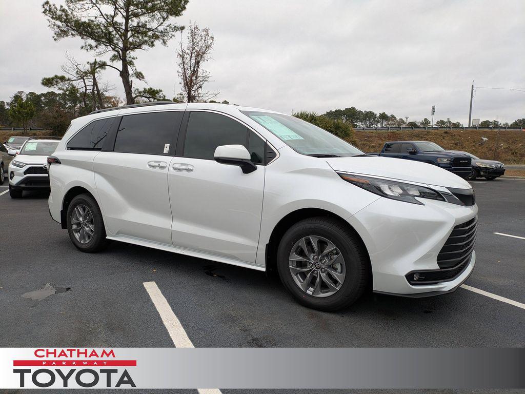 New 2026 Toyota Sienna XLE