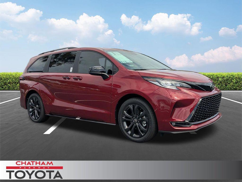 New 2026 Toyota Sienna XSE 7 Passenger