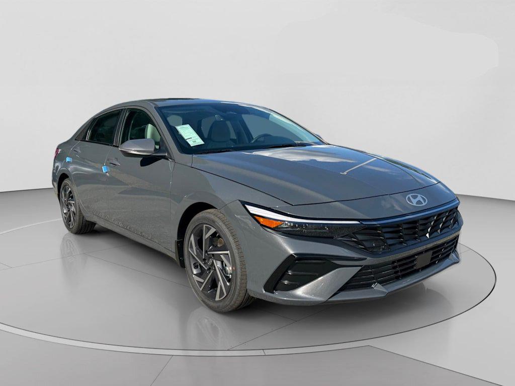 New 2026 Hyundai ELANTRA Limited