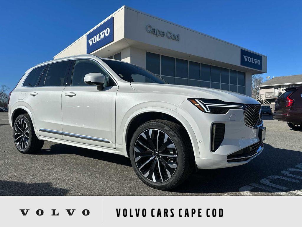New 2026 Volvo XC90 Plus, B6 AWD Gas (mild hybrid), Gasoline, Bright, 7 Seats