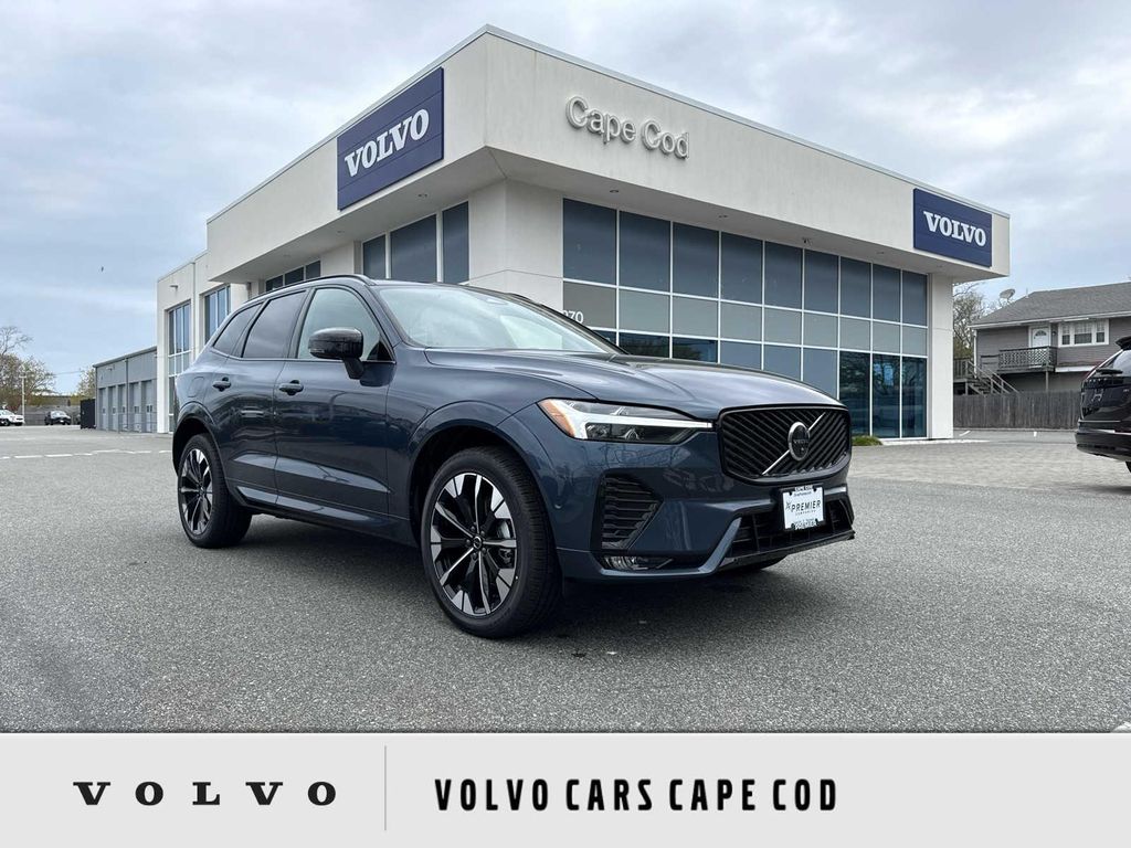 New 2026 Volvo XC60 B5 Plus