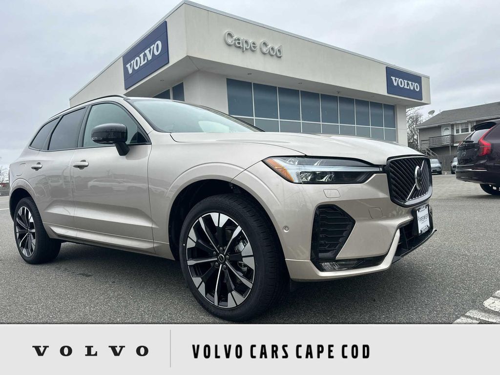 New 2026 Volvo XC60 B5 Plus
