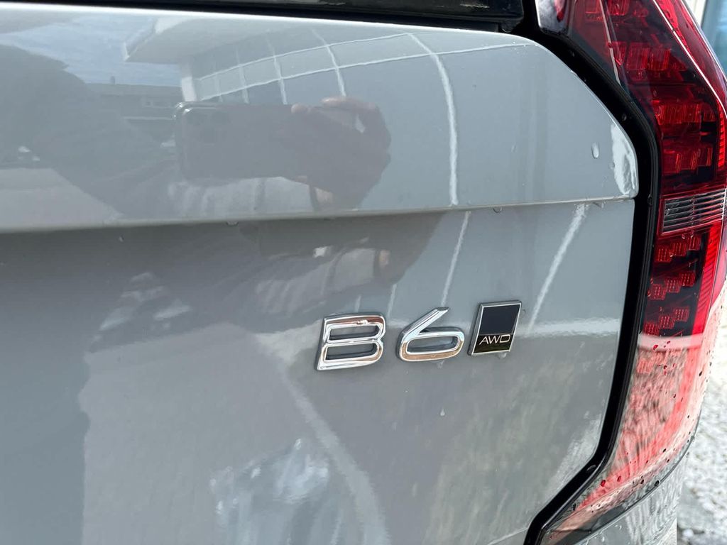 صورة مصغرة 19 لـ 2026 Volvo XC90 ULTRA, B6 AWD GAS (MILD HYBRID), GASOLINE, BR