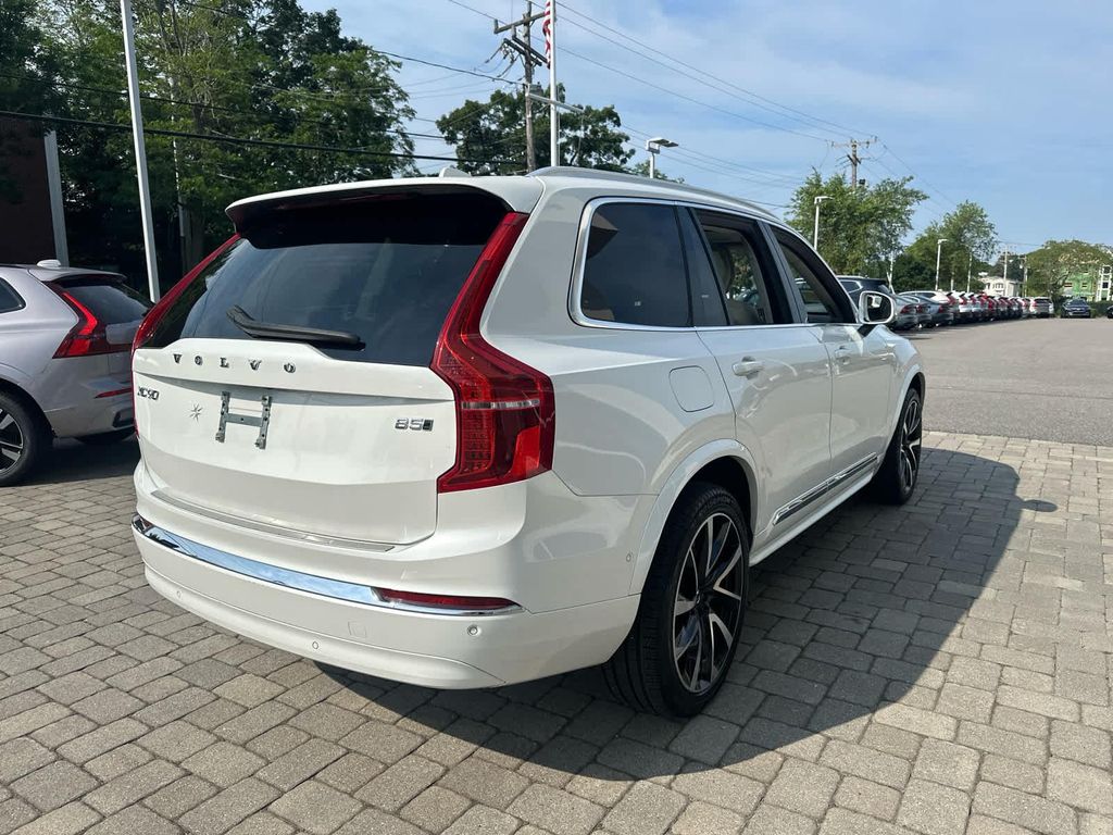 صورة مصغرة 37 لـ 2023 Volvo XC90 B5 PLUS