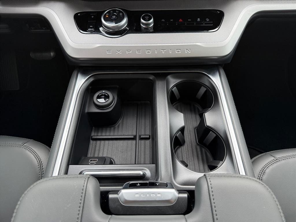 صورة مصغرة 16 لـ 2027 FORD EXPEDITION MAX ACTIVE