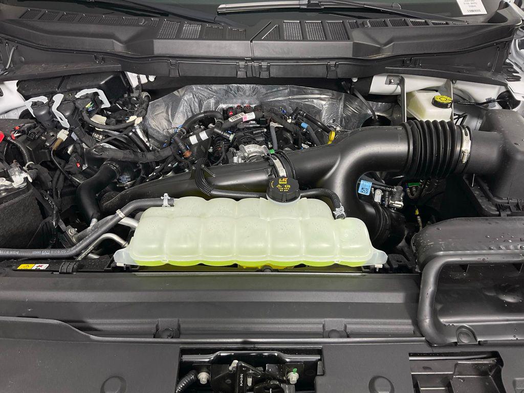 FORD F-150 XLT - 9