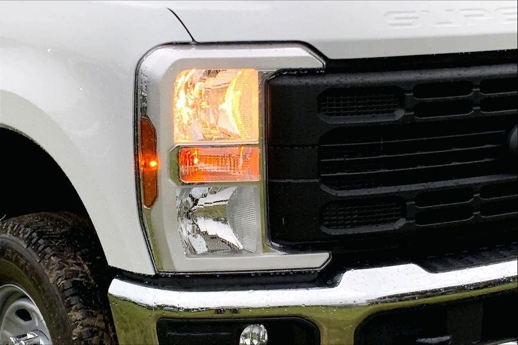 صورة 10 لـ 2026 FORD F-250 XL