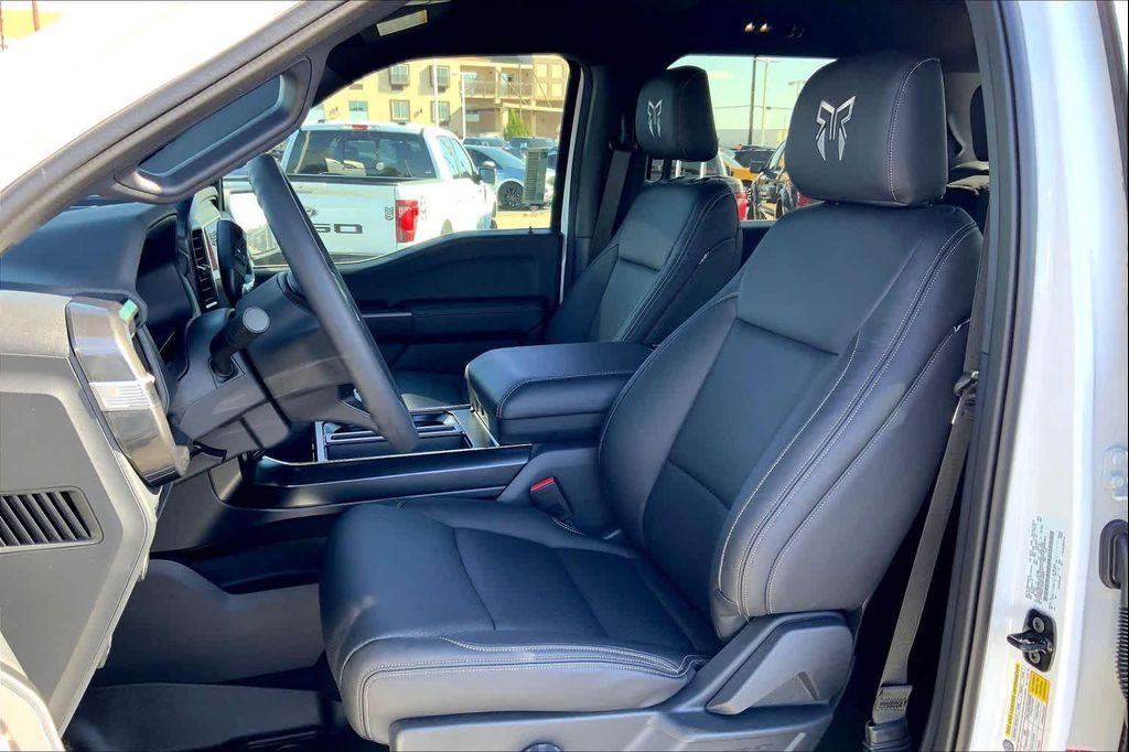 FORD F-150 STX - 7