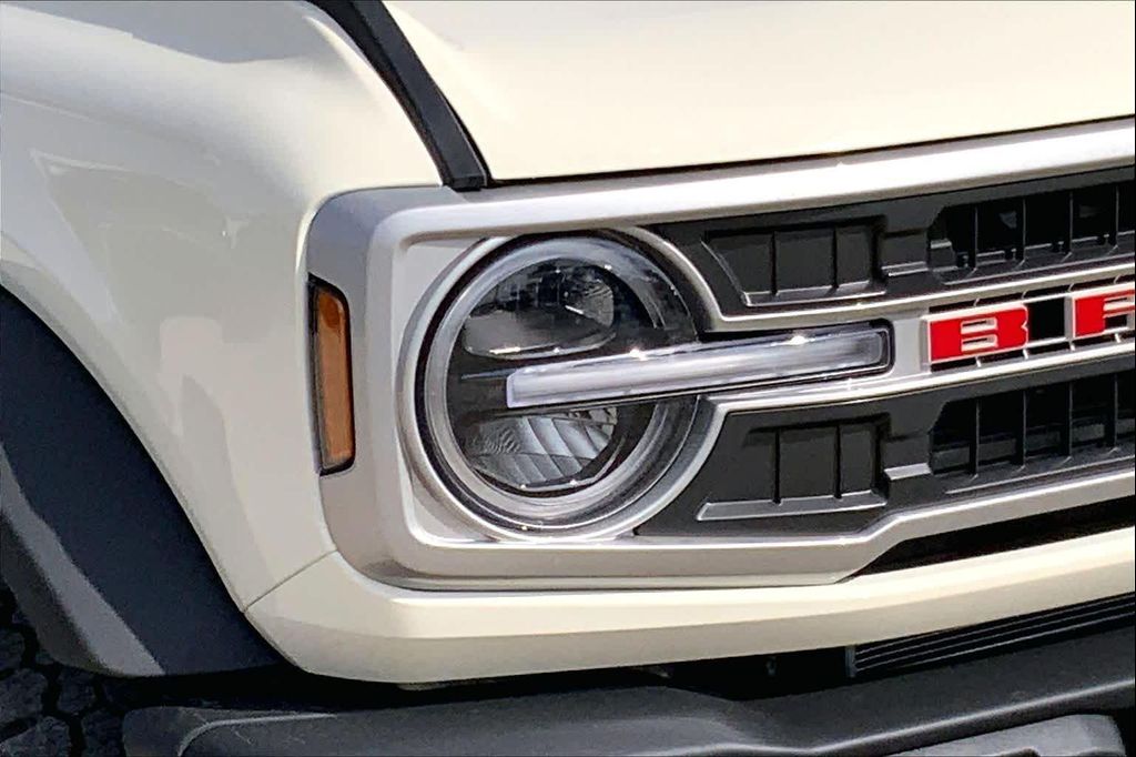 FORD BRONCO - 10