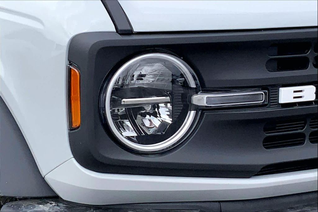 FORD BRONCO - 10