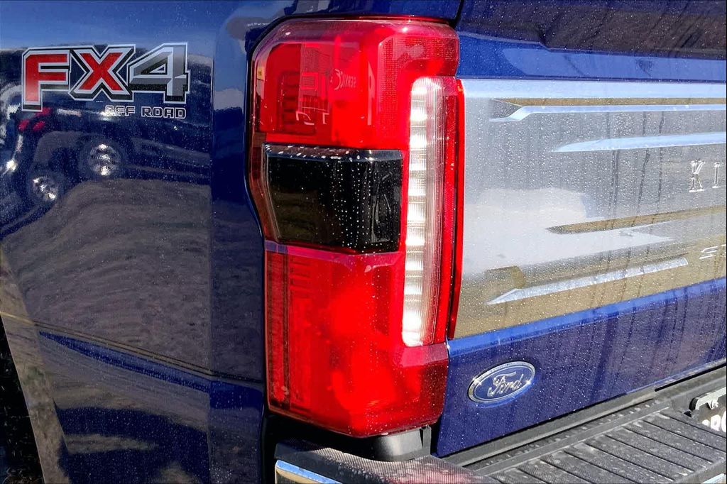 2026 FORD F-250 KING RANCH — миниатюра 11