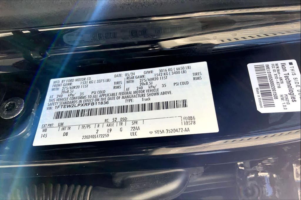 صورة مصغرة 33 لـ 2024 FORD F-150 STX