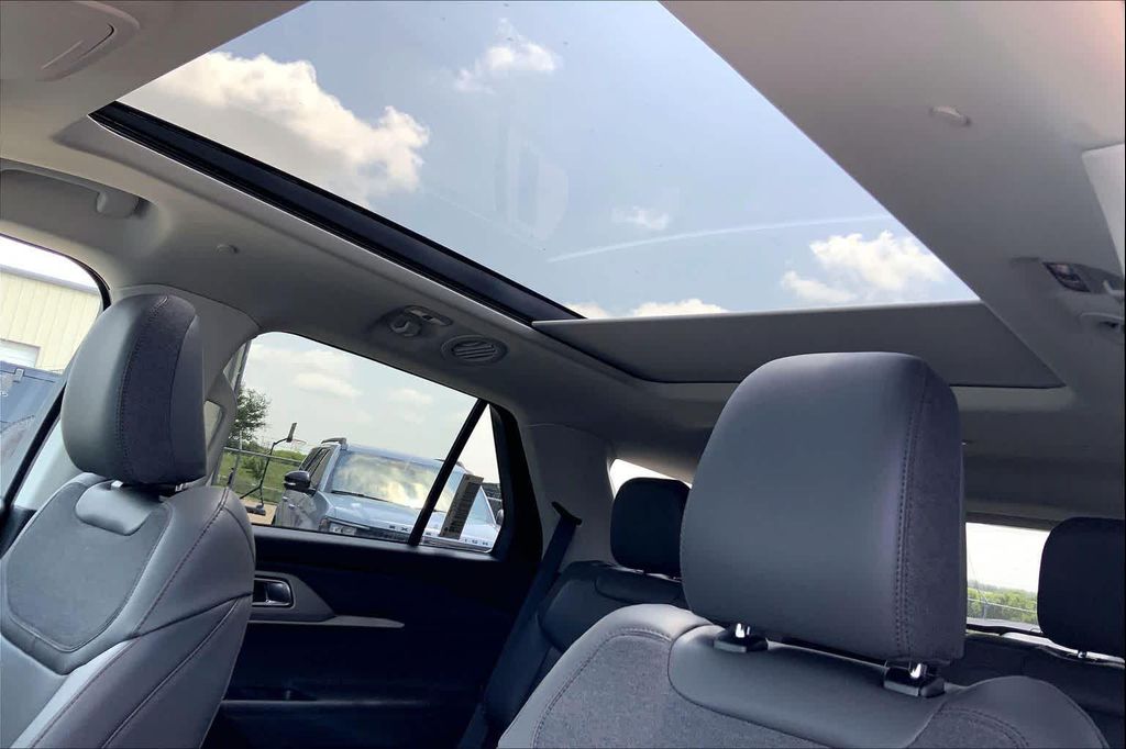 2026 FORD EXPLORER ACTIVE 缩略图 18
