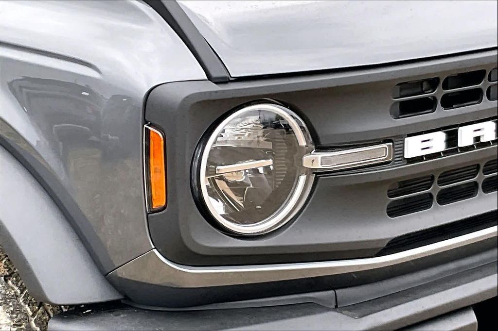 FORD BRONCO - 10