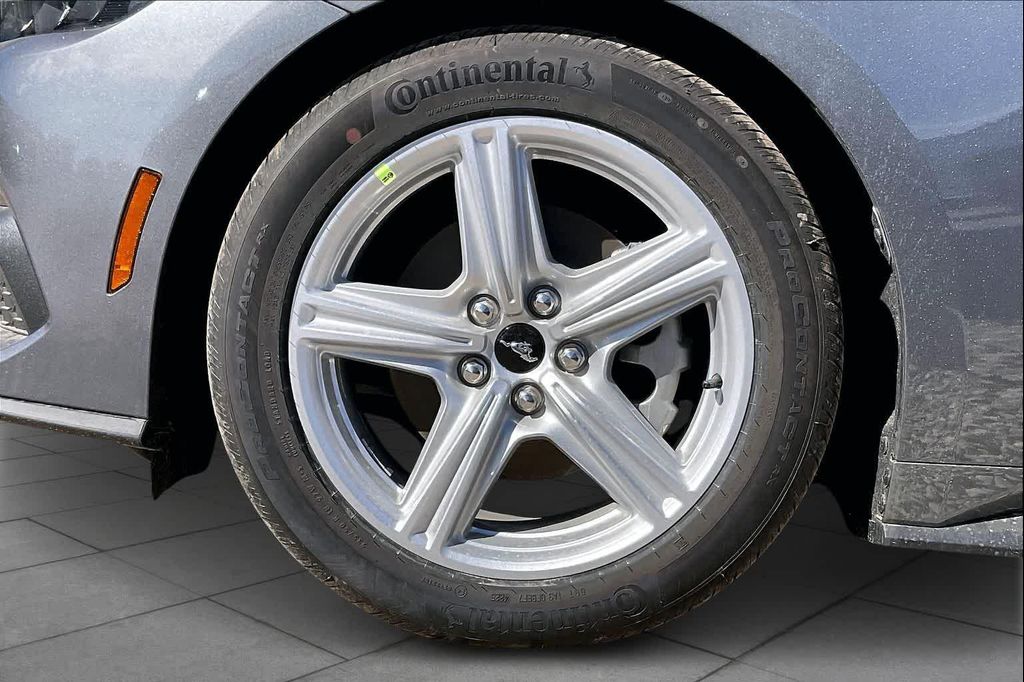 صورة 8 لـ 2026 FORD MUSTANG ECOBOOST