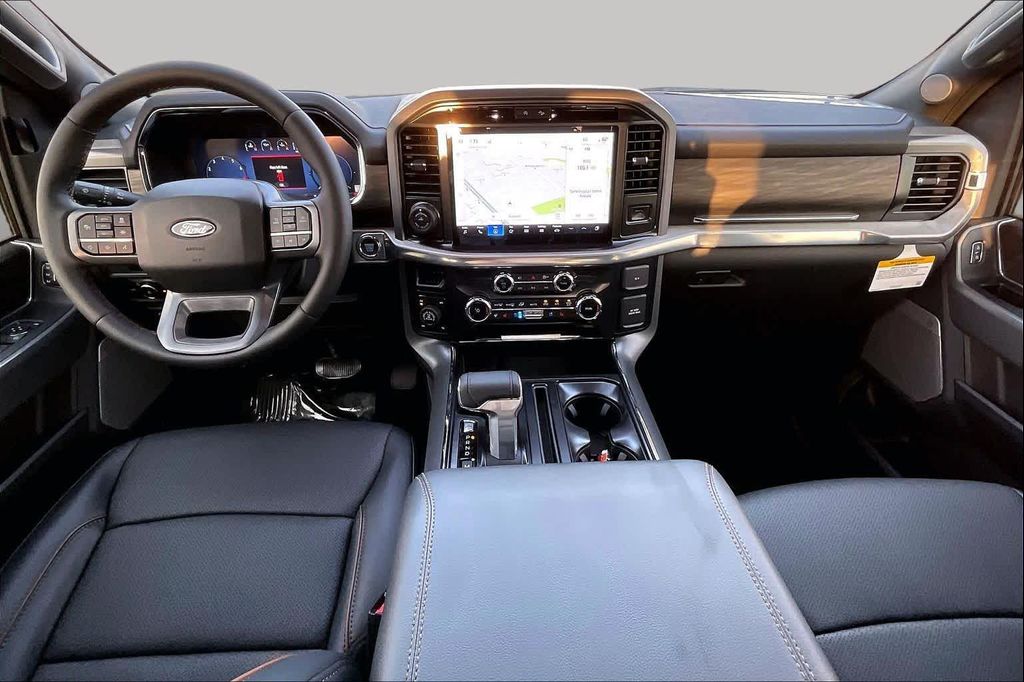 2026 FORD F-150 LARIAT 缩略图 12