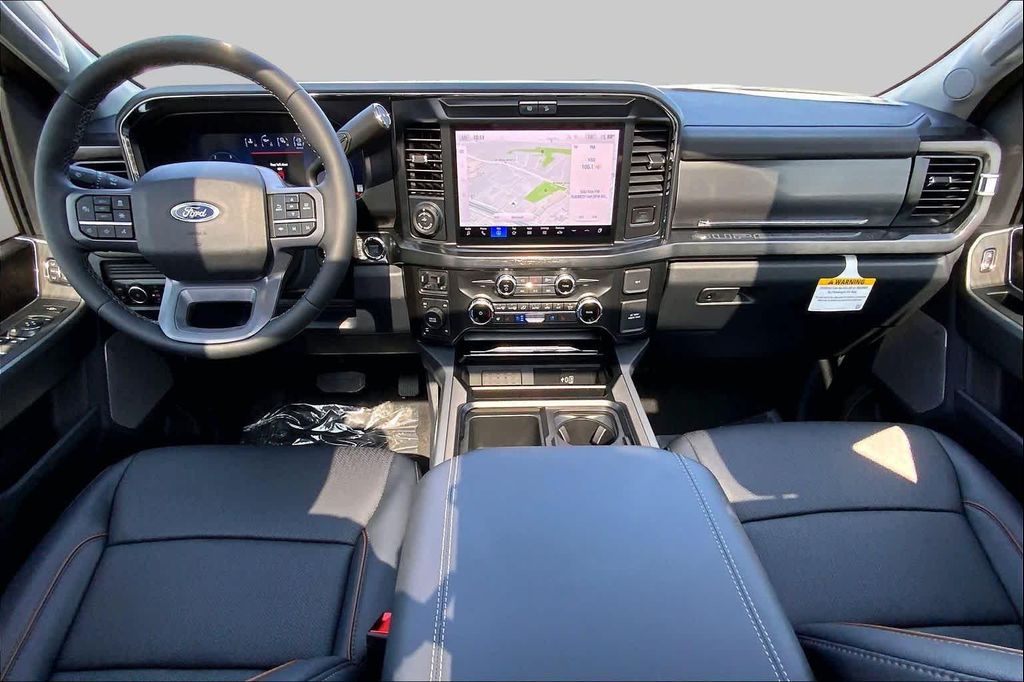 صورة مصغرة 12 لـ 2026 FORD F-250 LARIAT