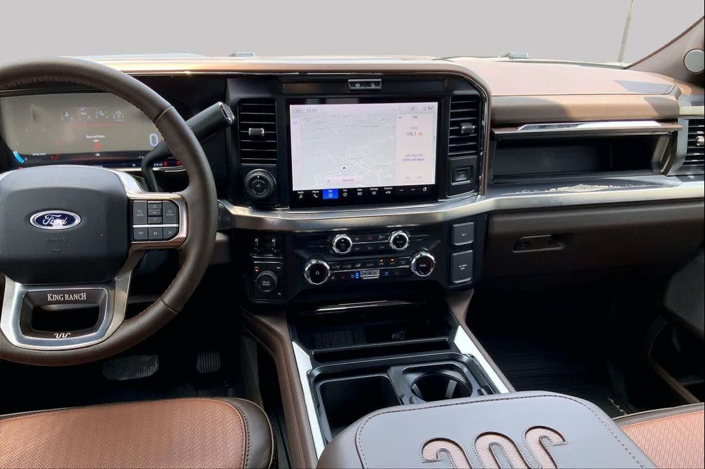 2026 FORD F-350 KING RANCH — миниатюра 13