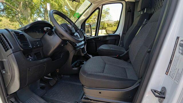 2025 RAM PROMASTER 2500 BASE — миниатюра 25