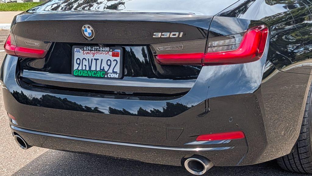 2023 BMW 330 I — миниатюра 14