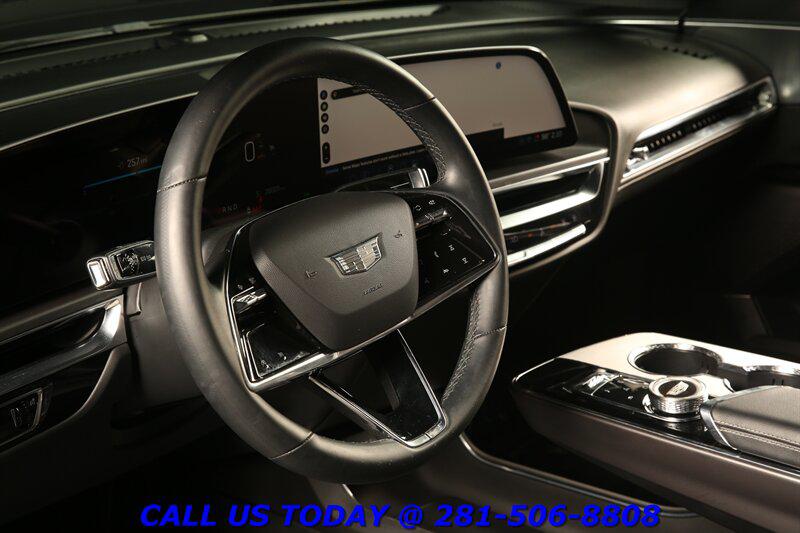 2024 Cadillac LYRIQ TECH — миниатюра 11