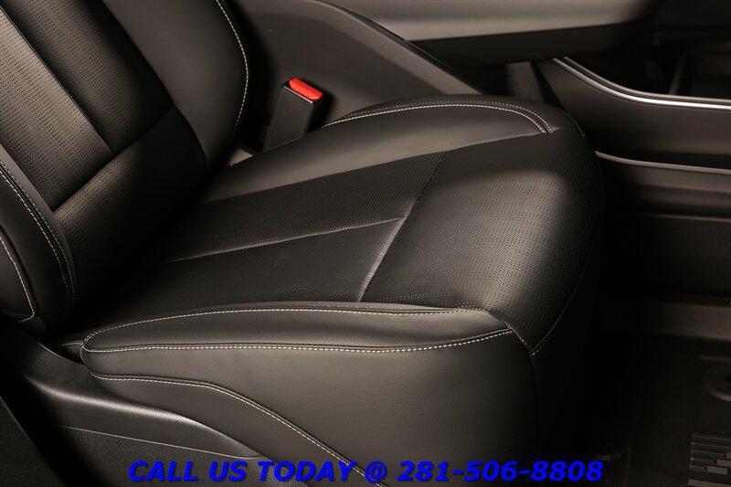 2024 Cadillac LYRIQ V thumbnail 21