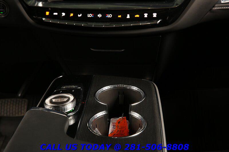 2024 Cadillac LYRIQ V thumbnail 26