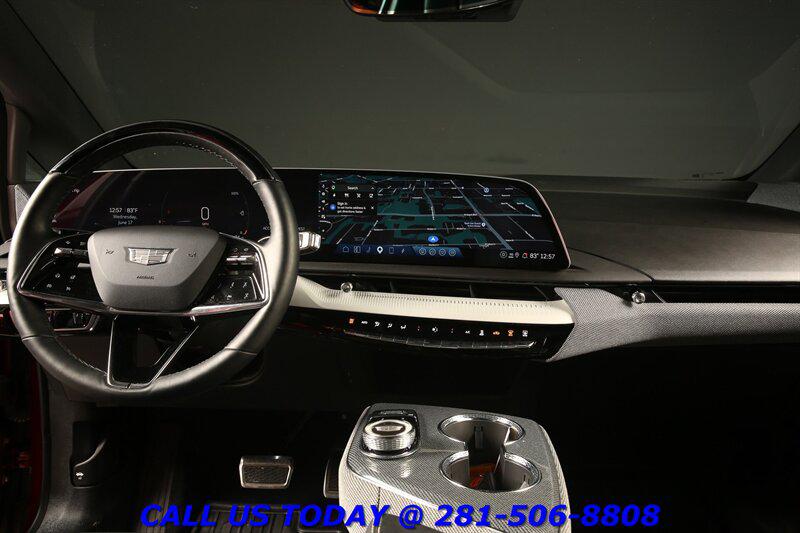 2025 Cadillac OPTIQ SPORT 照片 3