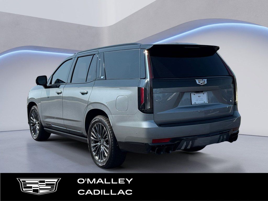 2024 Cadillac ESCALADE V-SERIES 照片 3