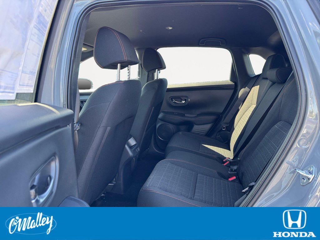 2027 Honda HR-V SPORT AWD 缩略图 11