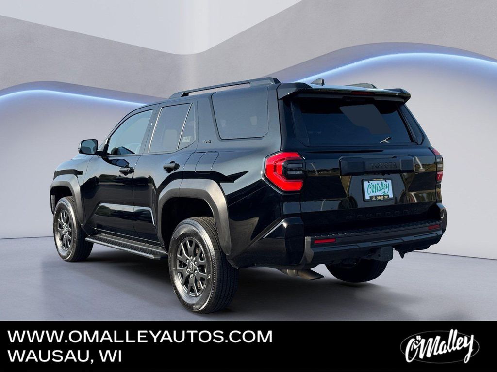 2025 Toyota 4RUNNER — фото 2