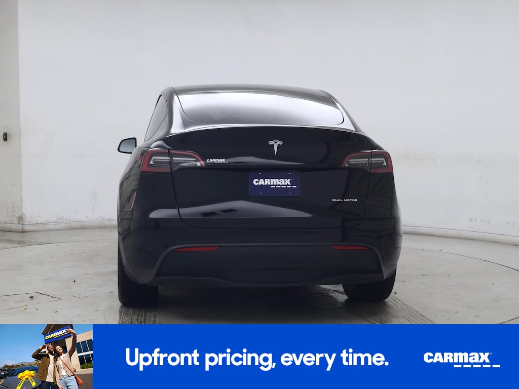 TESLA MODEL Y LONG RANGE - 7