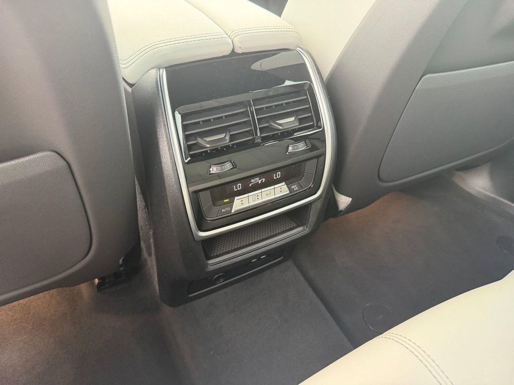صورة مصغرة 22 لـ 2026 BMW X5 SDRIVE40I