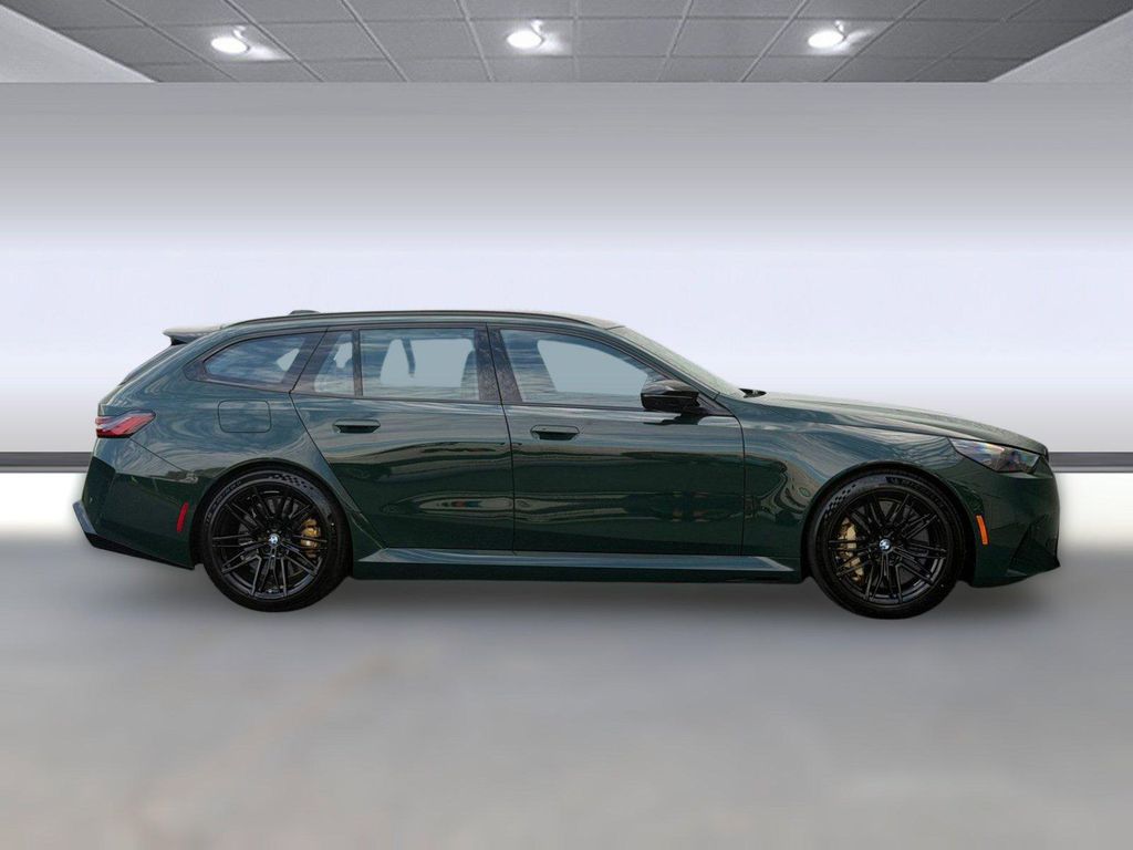 2026 BMW M5 BASE — фото 8