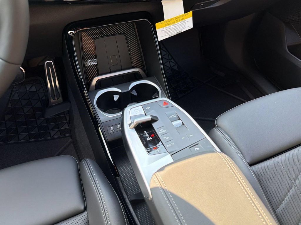 2026 BMW X2 XDRIVE28I — миниатюра 15