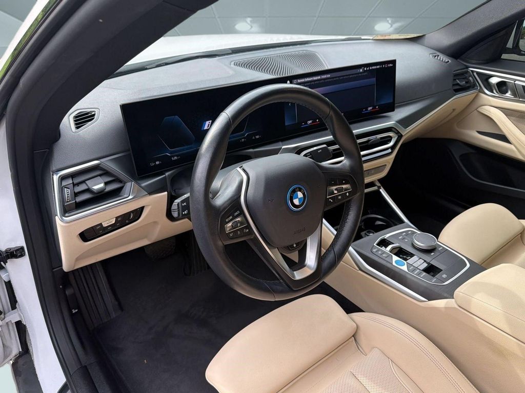 صورة مصغرة 4 لـ 2023 BMW I4 GRAN COUPE EDRIVE35