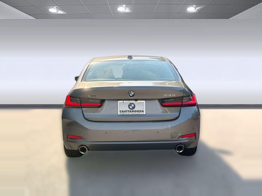 صورة 10 لـ 2026 BMW 330 XDRIVE NA