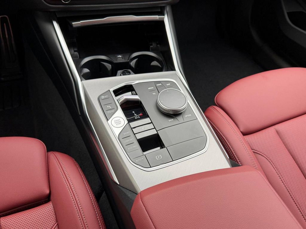 صورة مصغرة 26 لـ 2026 BMW 330 330I