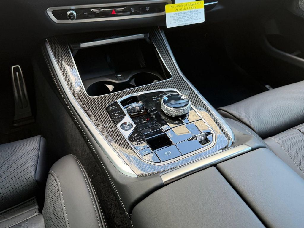 صورة مصغرة 26 لـ 2026 BMW X5 M60I