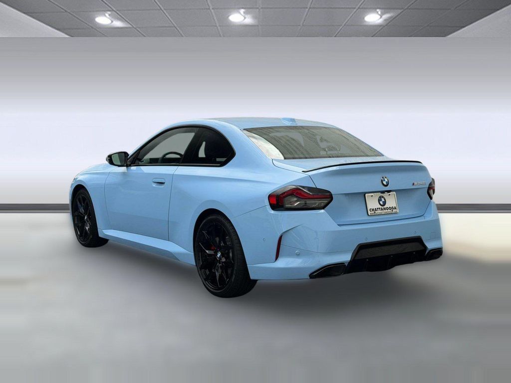 2026 BMW M240 I — миниатюра 3