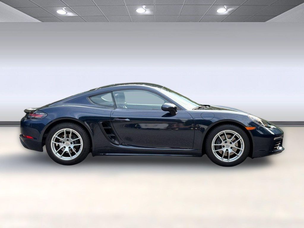 2021 Porsche 718 CAYMAN T — фото 8