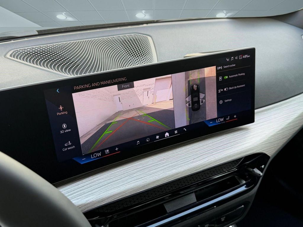 صورة مصغرة 29 لـ 2026 BMW 330 NA