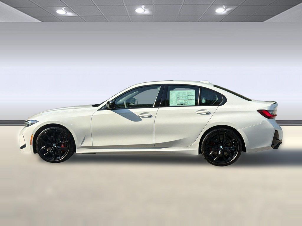 صورة 2 لـ 2026 BMW 330 NA