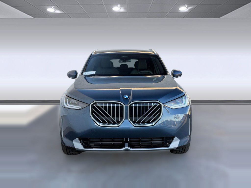 صورة 5 لـ 2026 BMW X3 30 XDRIVE